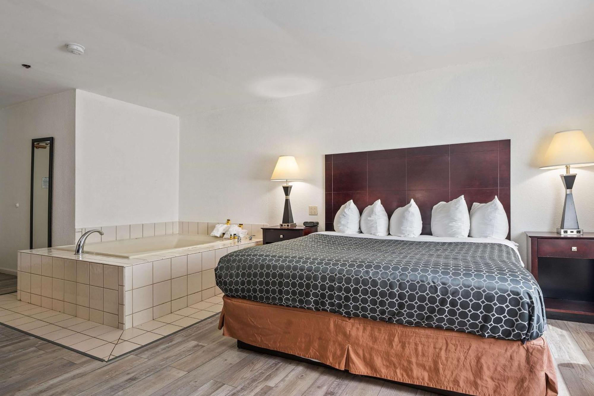 Best Western Oakbrook Inn Oakbrook Terrace Esterno foto